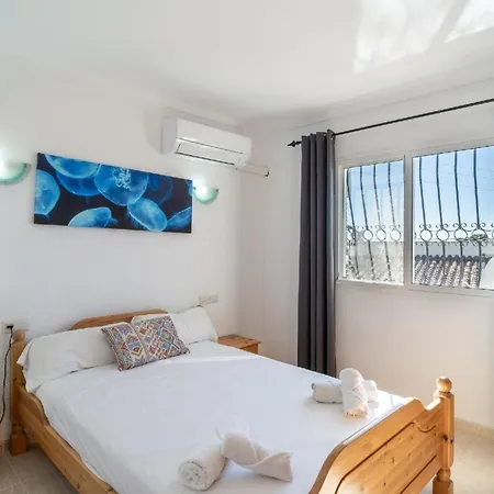 בית נופש Mit Privatpool Fuer 6 Personen Ca 120 Qm In Nerja, Andalusien Costa Del Sol *